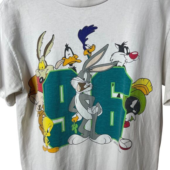 Six Flags Vintage Looney Tunes 96 Graphic T-Shirt Short Sleeve Crew Neck S/M - Picture 5 of 16